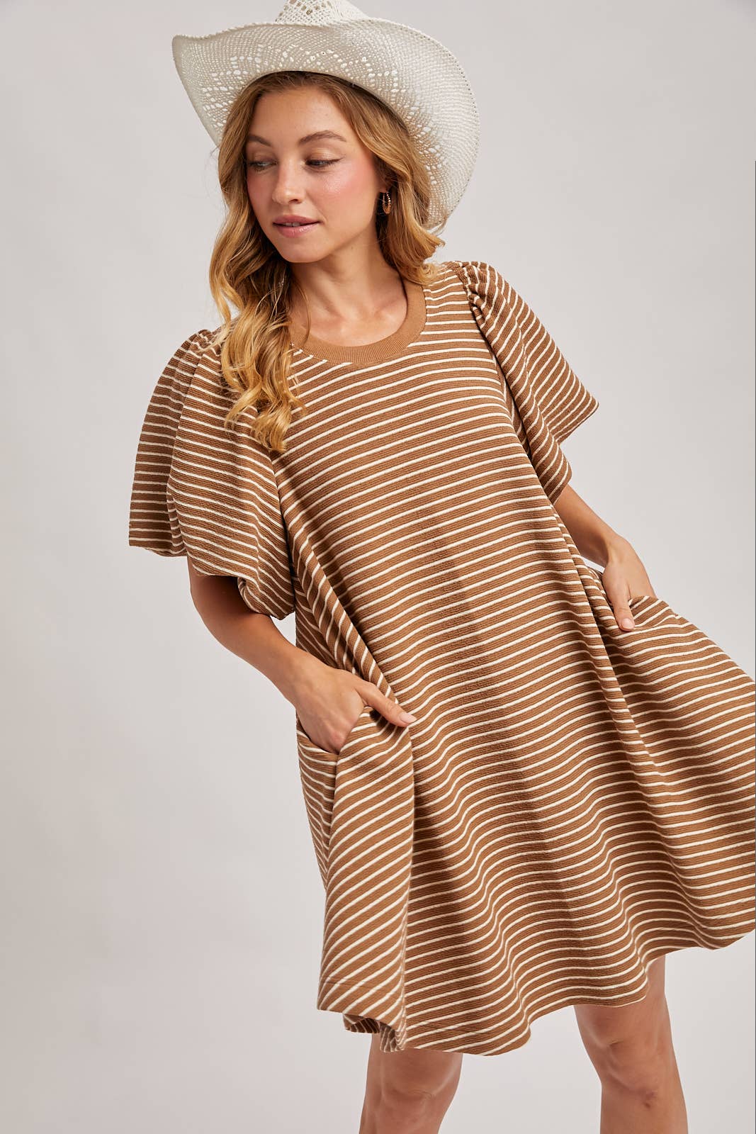 PUFF SLEEVES BILLOWY SILHOUETTE STRIPED DRESS