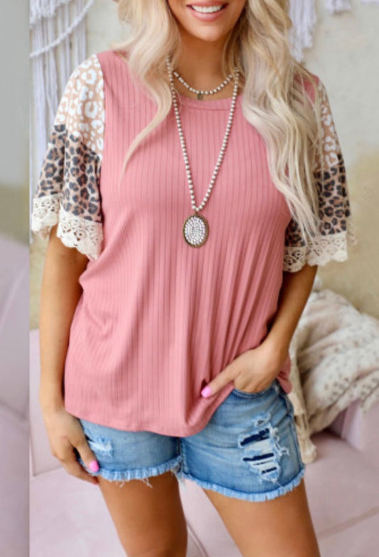 Courtney leopard Print Lace Top